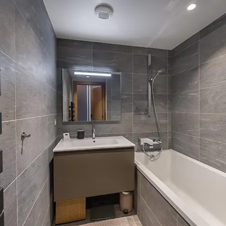 דירה A Rochebrune, - Avec Piscine, Sauna, Hammam Et Salle De Sport - Fr-1-569-30 מגב